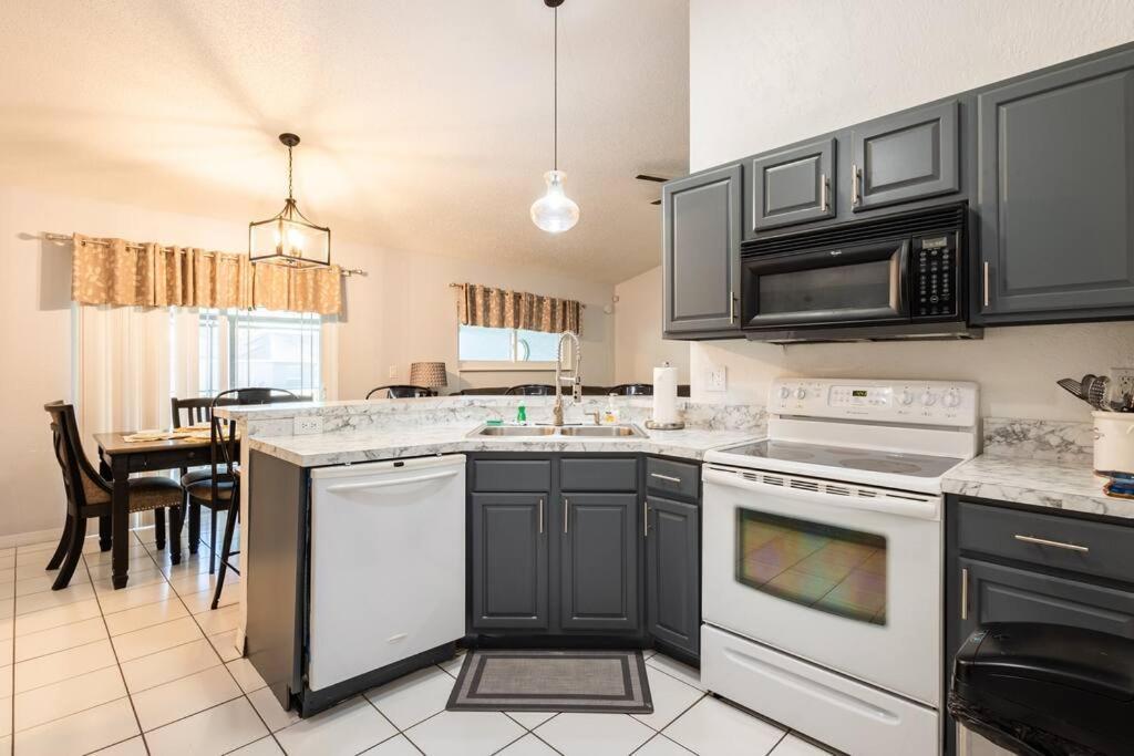 13 Mins From Disney Arcade, Private Pool, & Themed Rooms أورلاندو المظهر الخارجي الصورة